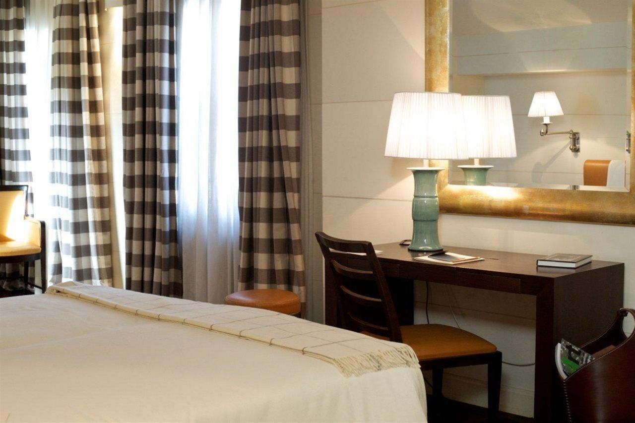 Gallery Hotel Art - Lungarno Collection Firenze Bagian luar foto